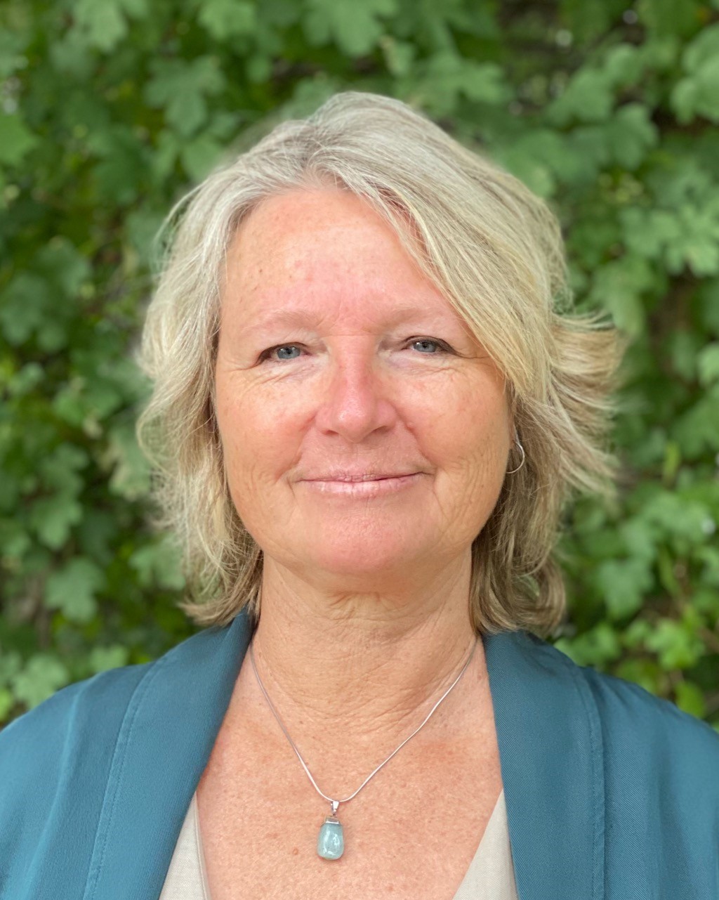 Mme Suzanne van Rooij